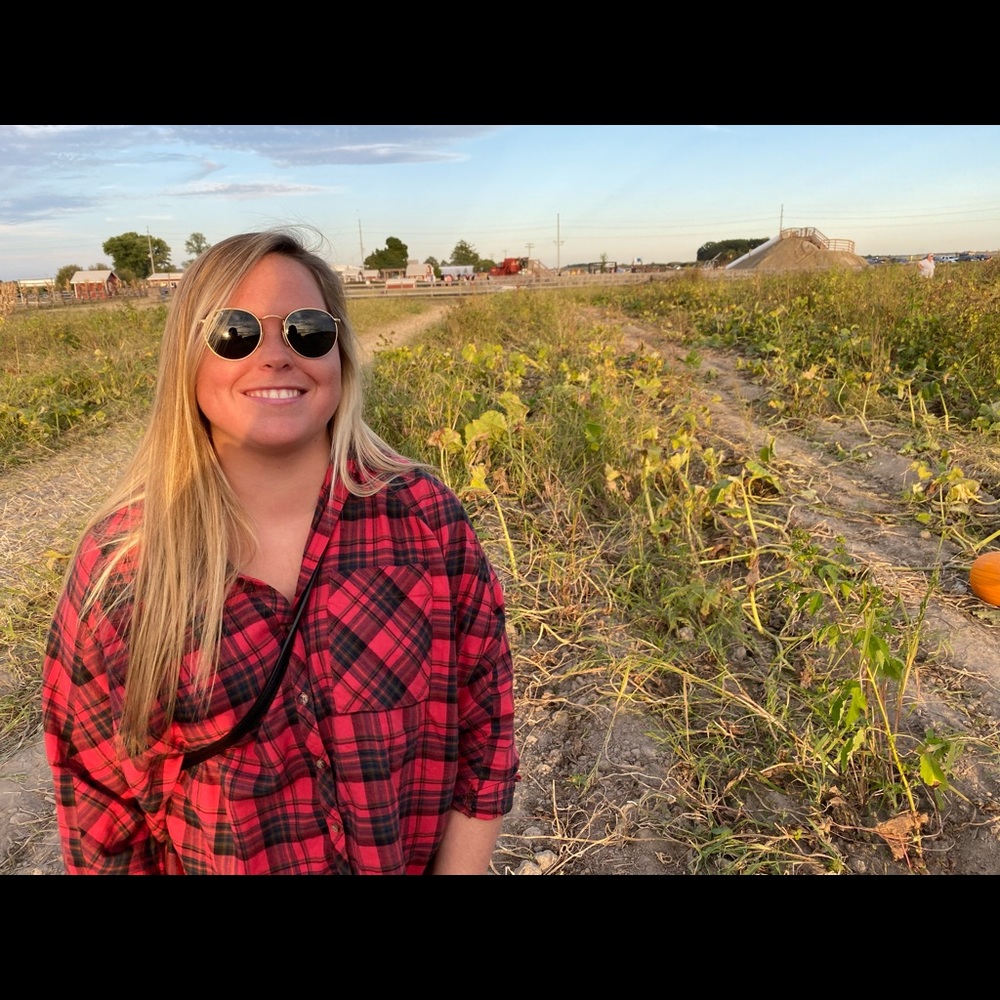 Meet your Posher, Emily